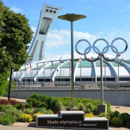 Homa Homestay Hotel By Olympic Stadium Montreal Auberge-Hostel エクステリア 写真