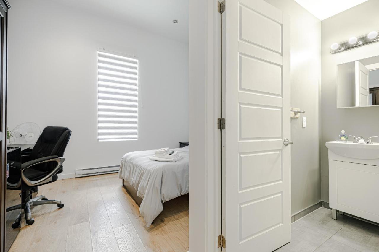 Homa Homestay Hotel By Olympic Stadium Montreal Auberge-Hostel エクステリア 写真