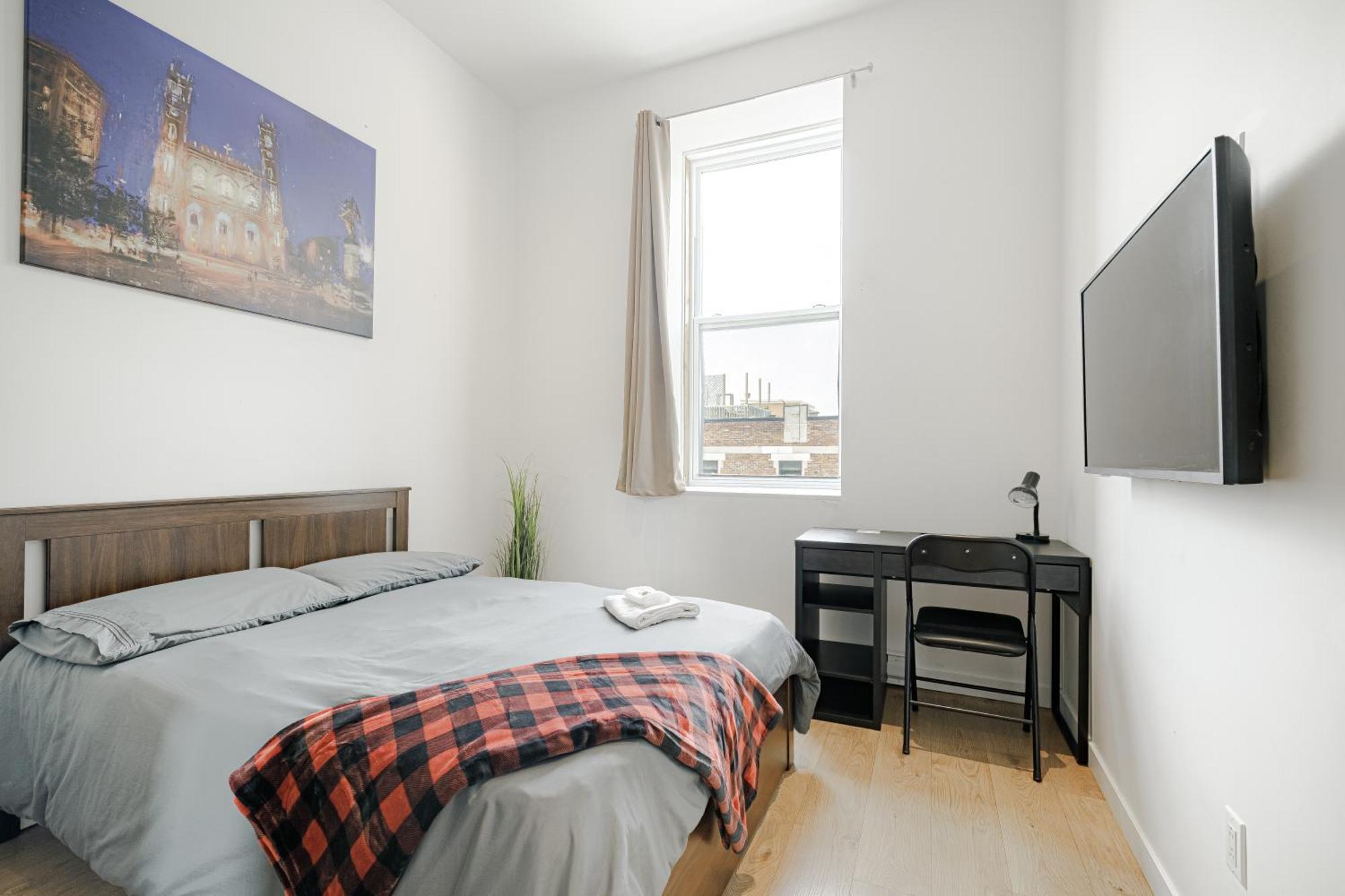 Homa Homestay Hotel By Olympic Stadium Montreal Auberge-Hostel エクステリア 写真